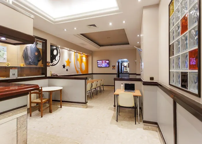 Moon Hostel Bio Bilbao