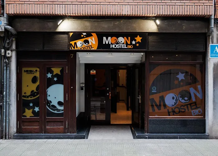 Moon Hostel Bio Bilbao